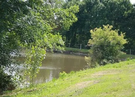 Domaine De La Borliere Nyaraló